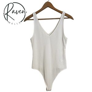 American Eagle‎ White Sleeveless Ribbed Bodysuit V-Neck Casual Top
